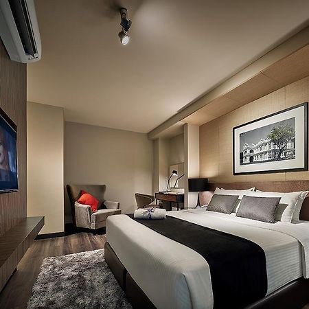 Maritime Luxury Suites George Town Extérieur photo