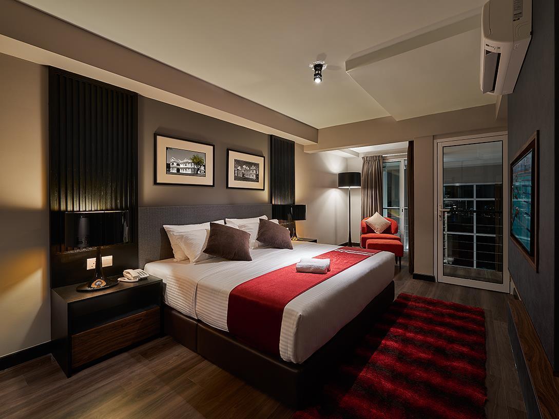 Maritime Luxury Suites George Town Extérieur photo