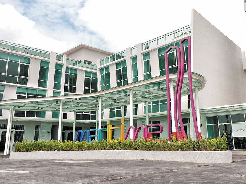 Maritime Luxury Suites George Town Extérieur photo