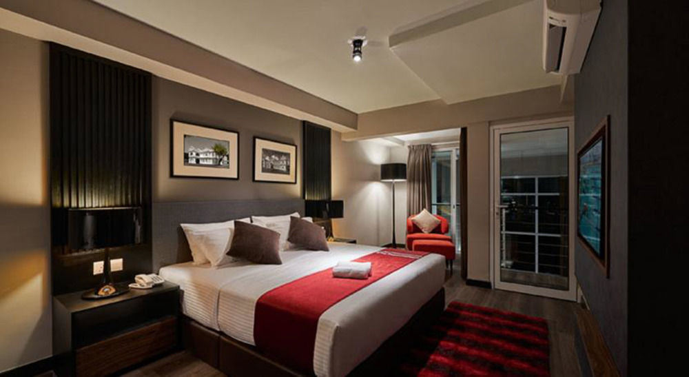 Maritime Luxury Suites George Town Extérieur photo