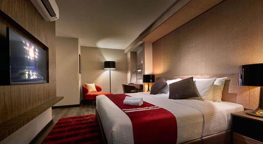 Maritime Luxury Suites George Town Extérieur photo